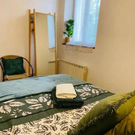 Maison Le V - Proche مونتِفرا