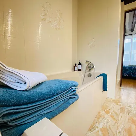 Maison Le V - Proche Vakantiehuis Montévrain